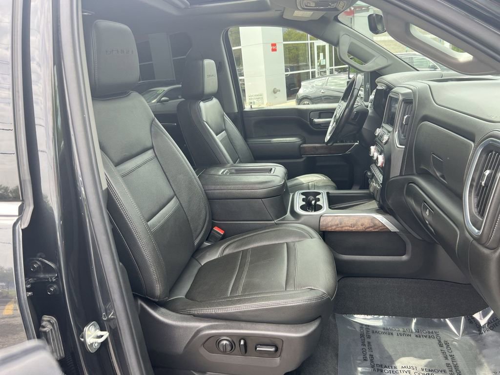 Used 2020 GMC Sierra 3500 Denali w/ Denali Ultimate Package AWD/4WD image 35