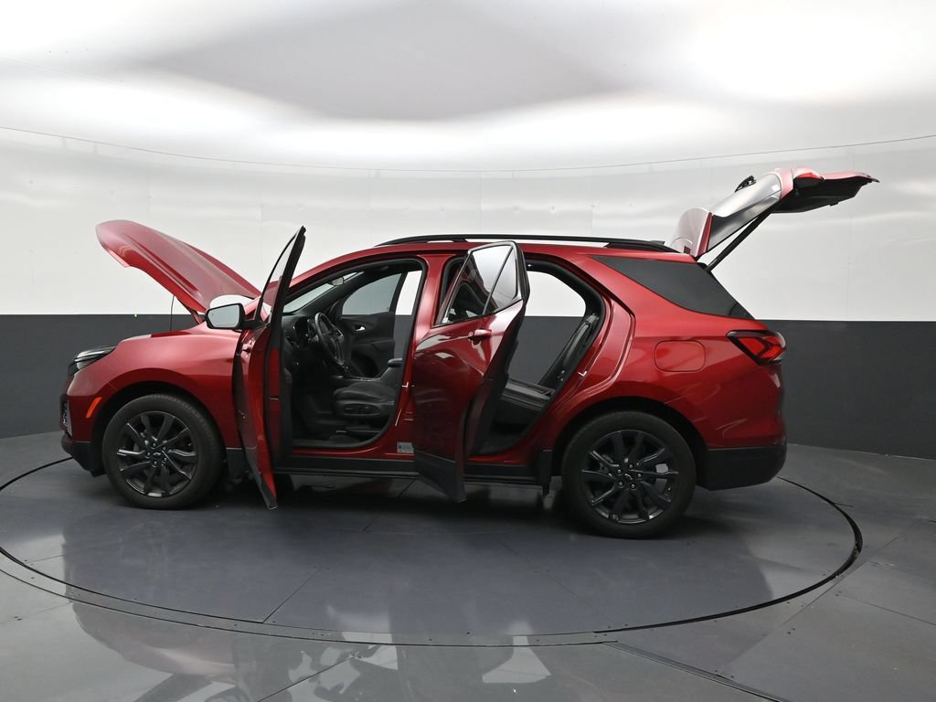 Used 2024 Chevrolet Equinox RS FWD image 29