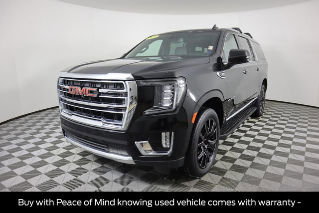 Used 2021 GMC Yukon XL SLT w/ SLT Premium Package image 9