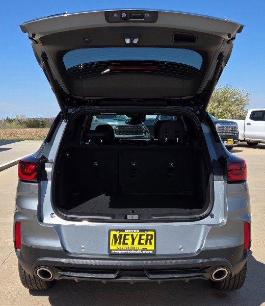 New 2025 Chevrolet TrailBlazer RS w/ Convenience Package image 9