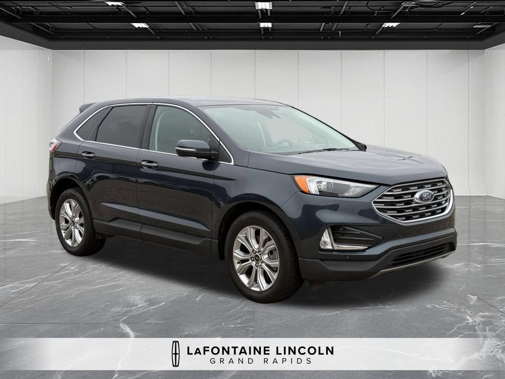Used 2024 Ford Edge Titanium AWD/4WD image 7