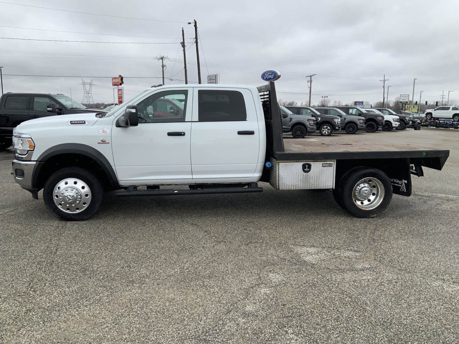 Used 2023 RAM 4500 Tradesman w/ Chrome Appearance Group image 5
