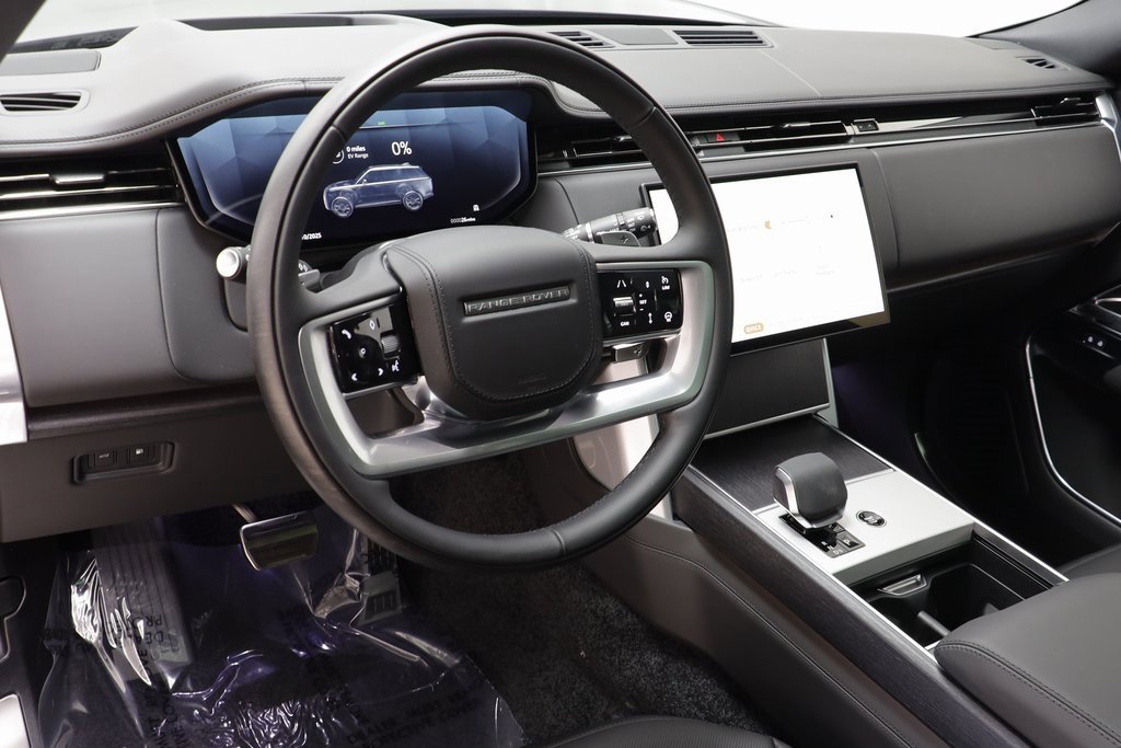 New 2025 Land Rover Range Rover SE image 7