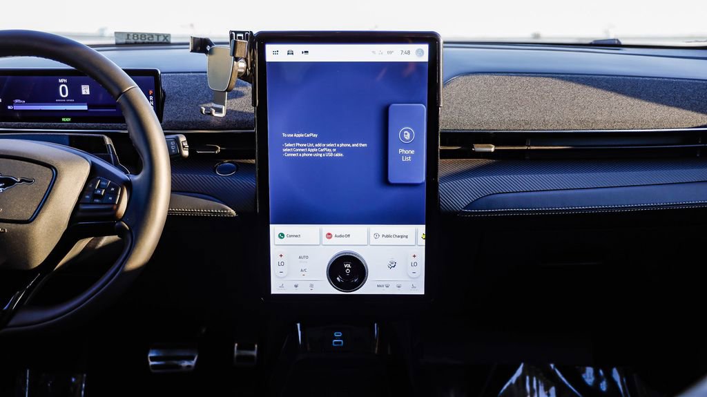 Used 2024 Ford Mustang Mach-E Premium image 15