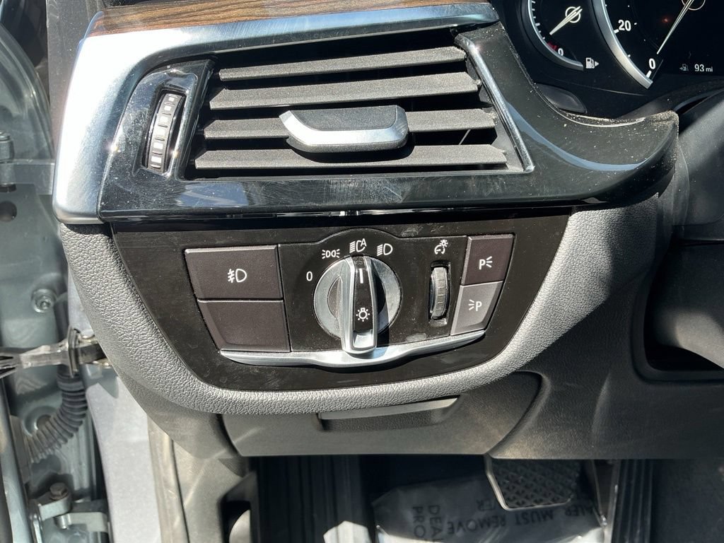 Used 2018 BMW 530i RWD image 15