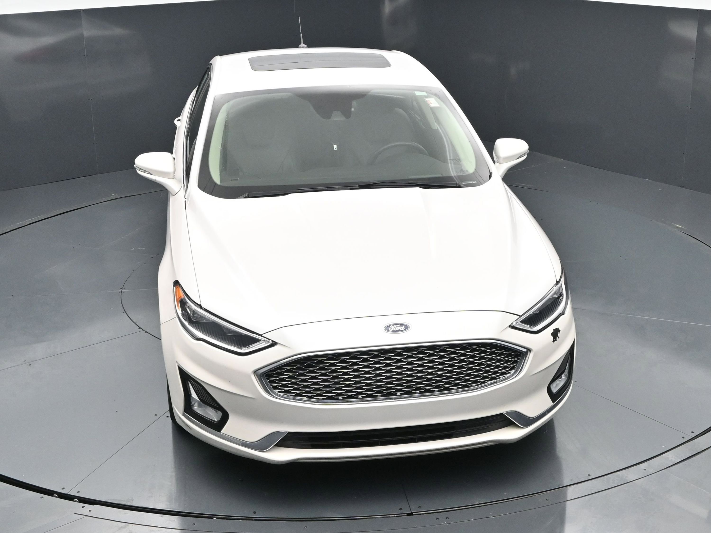 Used 2020 Ford Fusion Energi Titanium FWD image 34