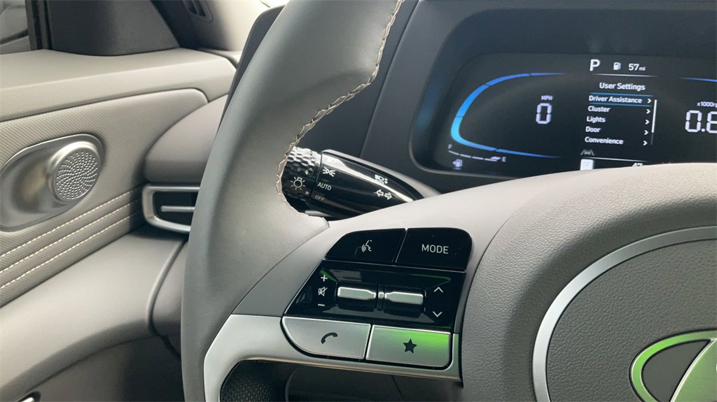 Certified 2025 Hyundai Elantra Sport image 26