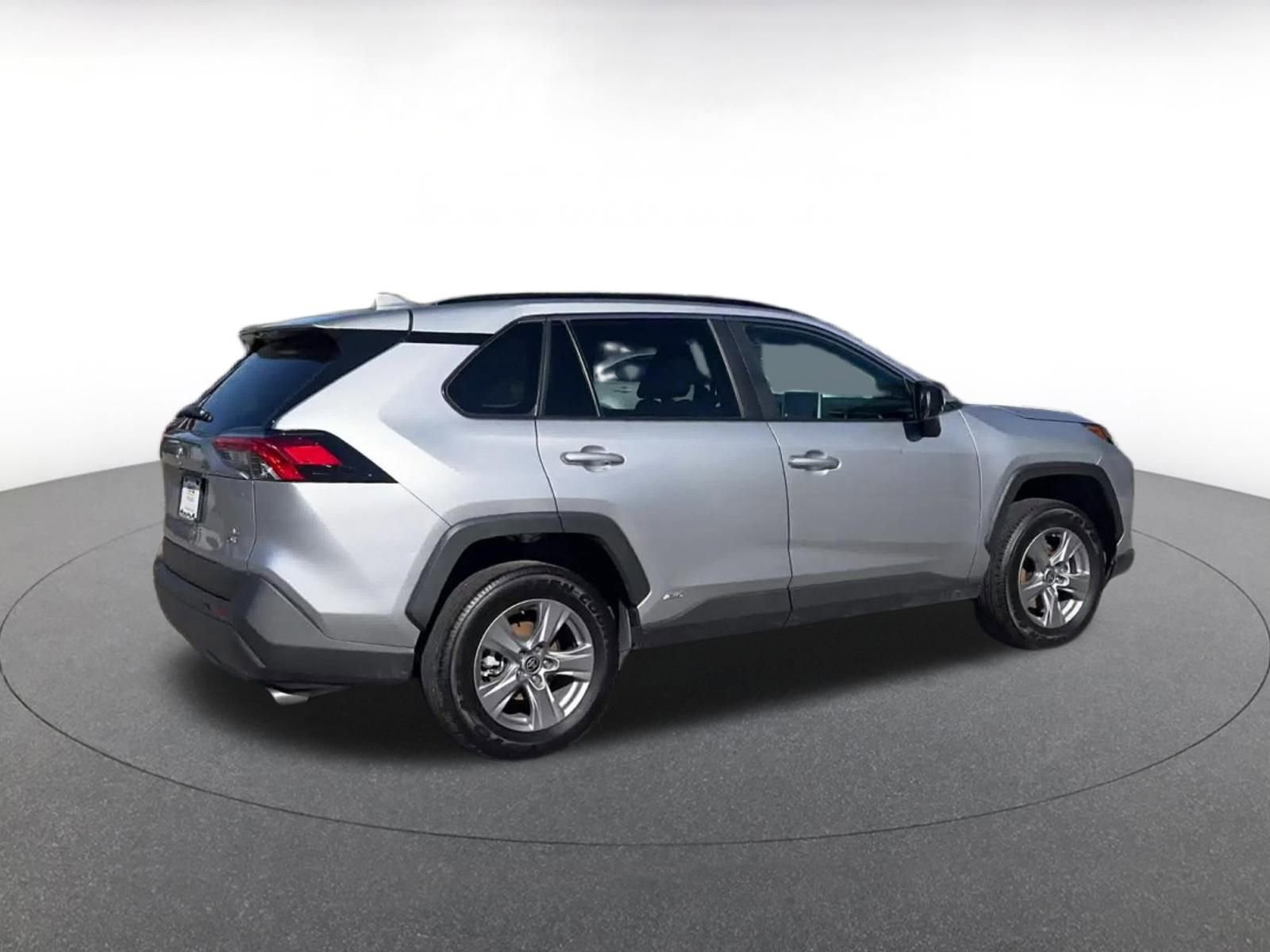 Used 2025 Toyota RAV4 LE image 14