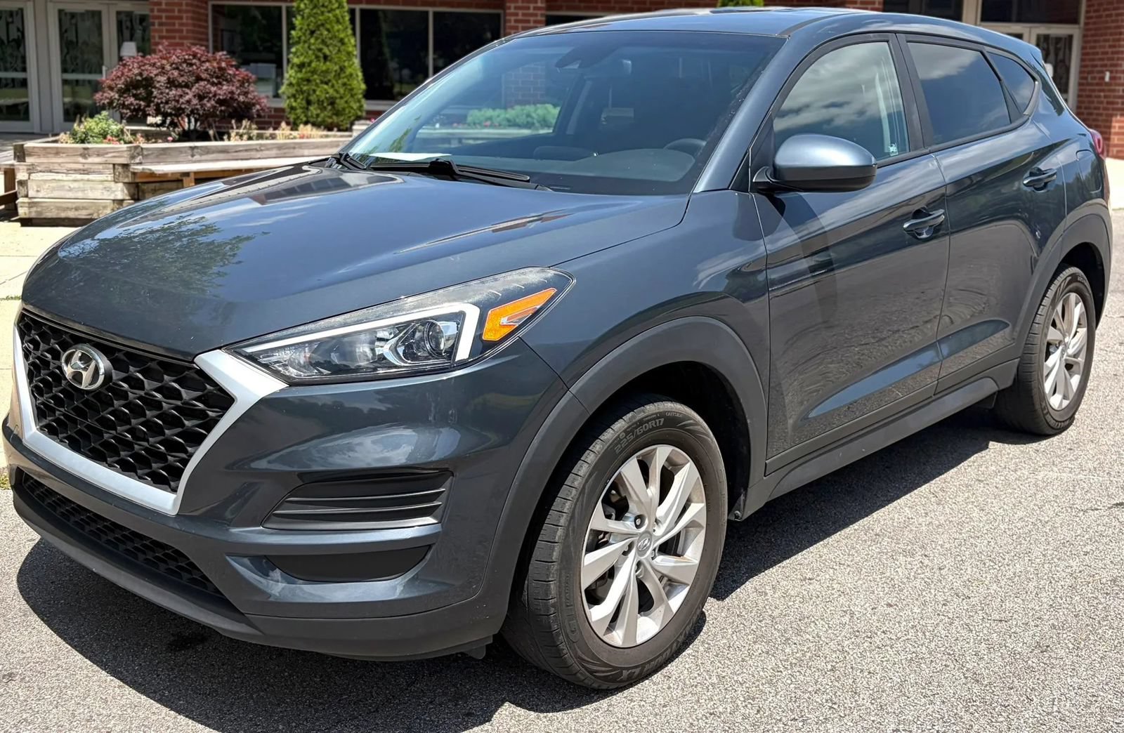 Used 2019 Hyundai Tucson SE AWD/4WD image 1