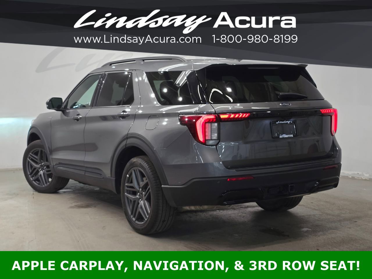 Used 2025 Ford Explorer ST-Line w/ ST-Line Street Pack image 4