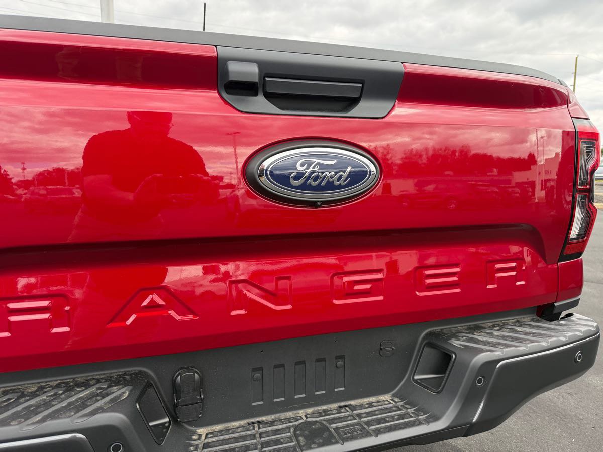 New 2025 Ford Ranger Lariat image 7