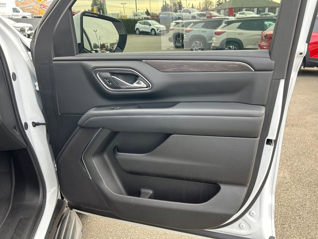Used 2024 Chevrolet Tahoe LS AWD/4WD image 25