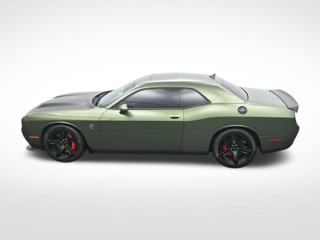 Used 2022 Dodge Challenger SRT Hellcat w/ Plus Package RWD image 34