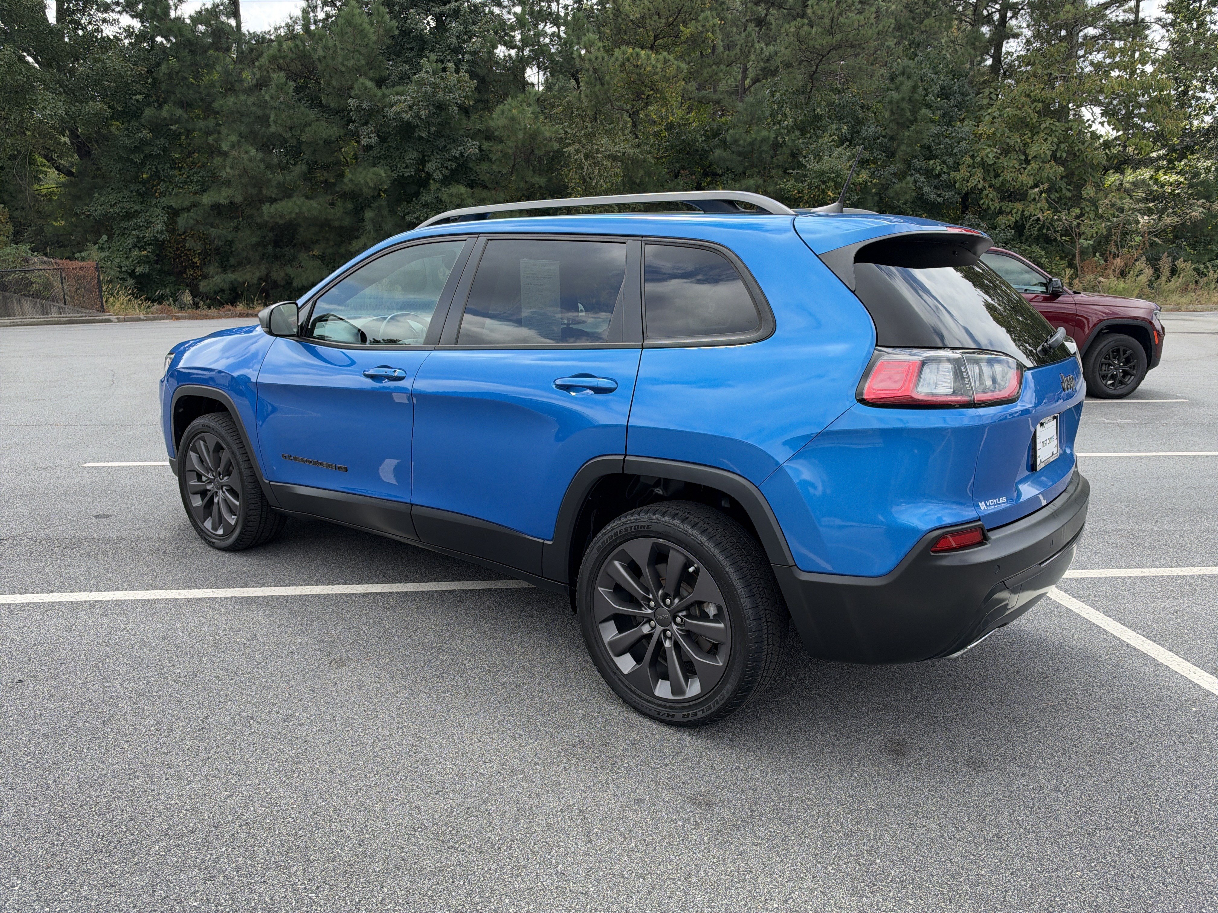 Used 2021 Jeep Cherokee Latitude Lux 80th Anniv w/ Quick Order Package 26U 80TH FWD image 6