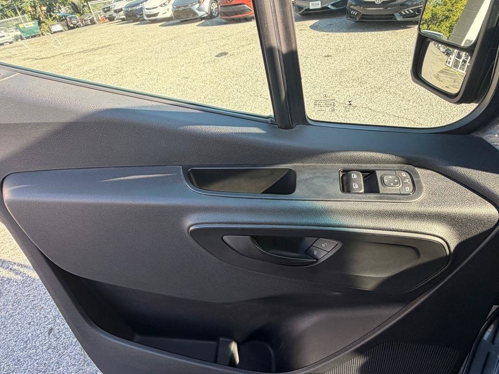 Used 2020 Mercedes-Benz Sprinter 2500 image 21