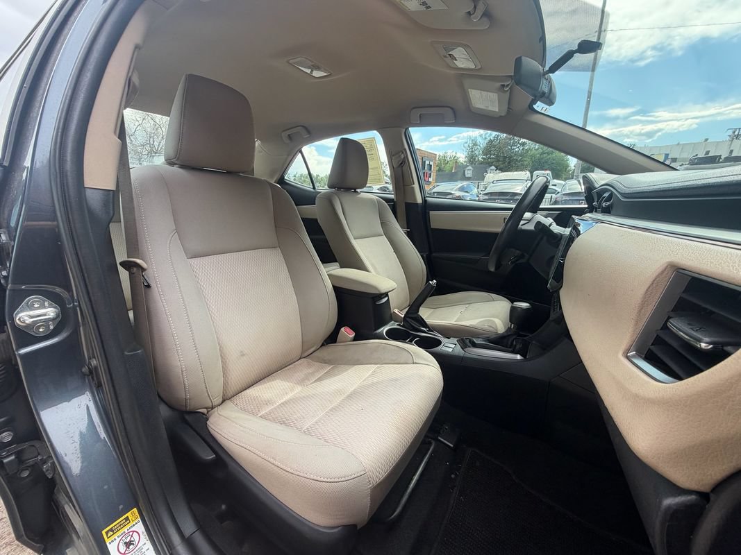 Used 2014 Toyota Corolla LE FWD image 19