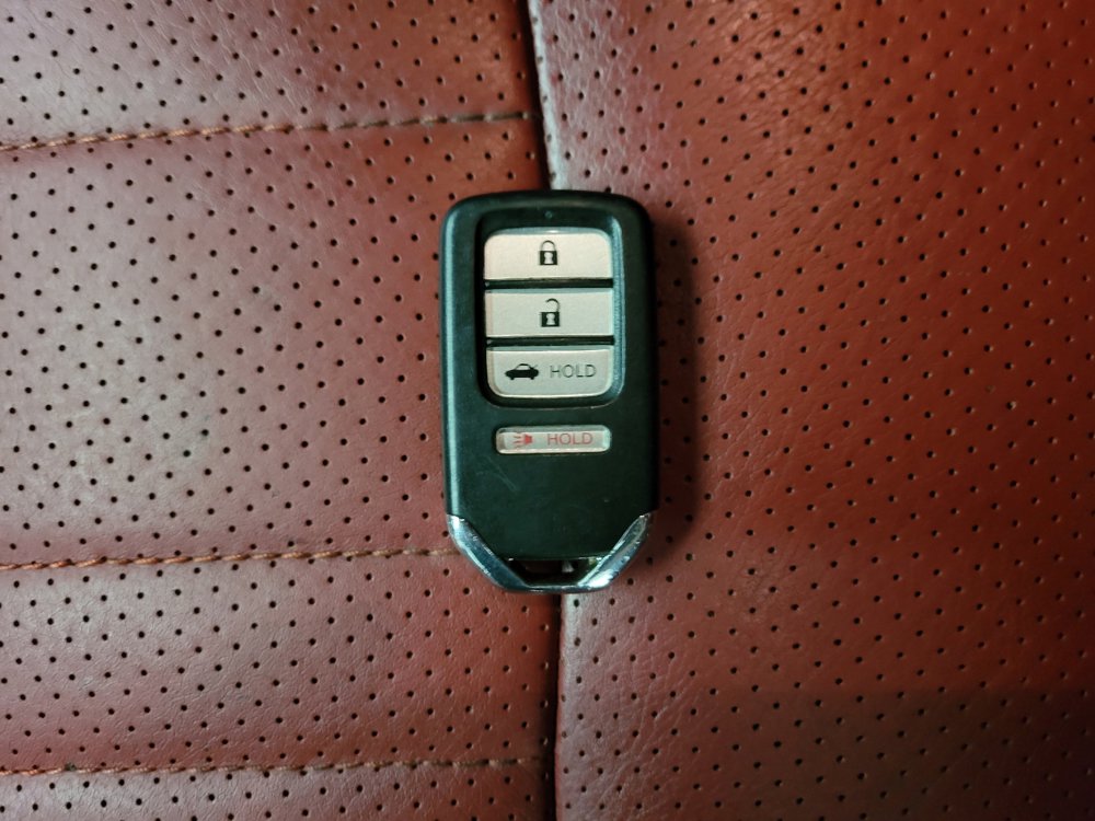 Used 2020 Honda Accord Sport image 32
