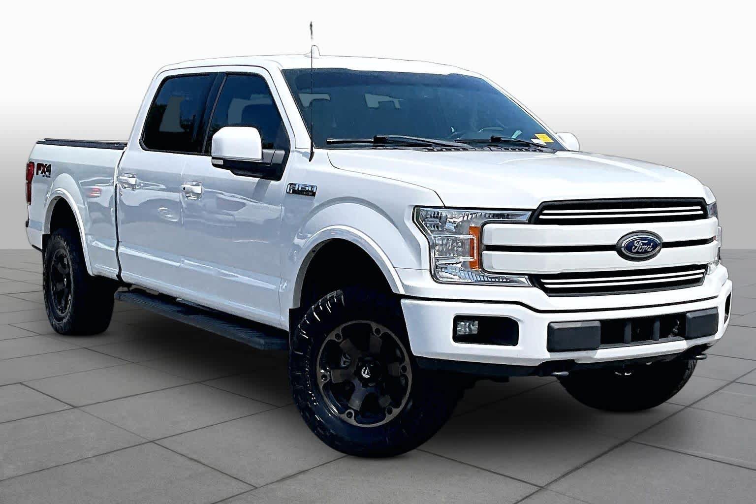 Used 2018 Ford F150 Lariat w/ Equipment Group 501A Mid AWD/4WD image 3