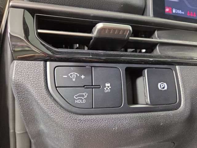 Certified 2026 Kia Sportage SX FWD image 28