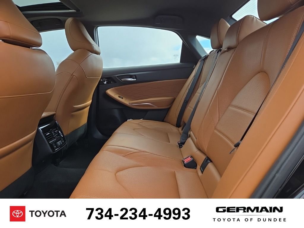 Used 2022 Toyota Avalon Limited w/ Advanced Safety Package image 22