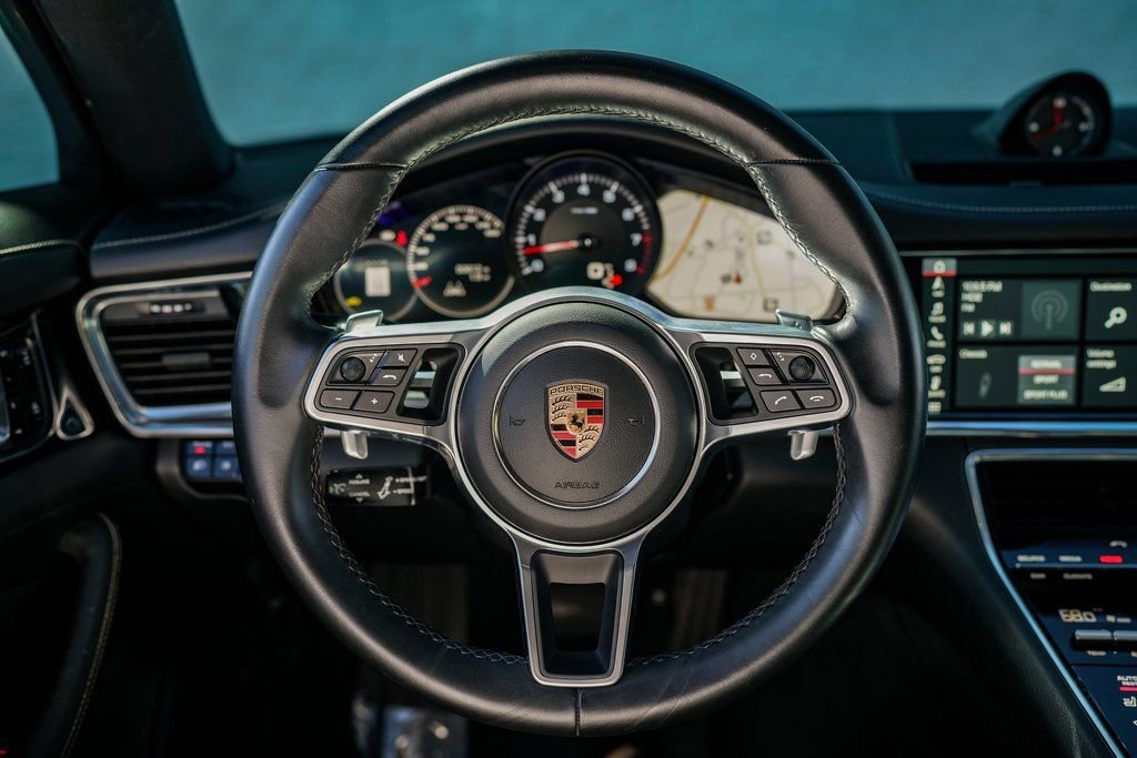 Used 2020 Porsche Panamera Edition image 28