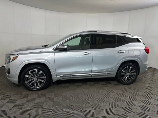 Used 2018 GMC Terrain Denali w/ Comfort Package image 6