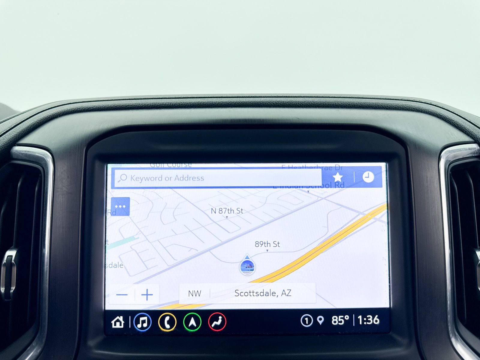 Used 2021 GMC Sierra 2500 AT4 w/ AT4 Premium Plus Package image 5