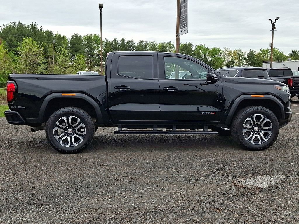 Certified 2024 GMC Canyon AT4 w/ AT4 Premium Package AWD/4WD image 7