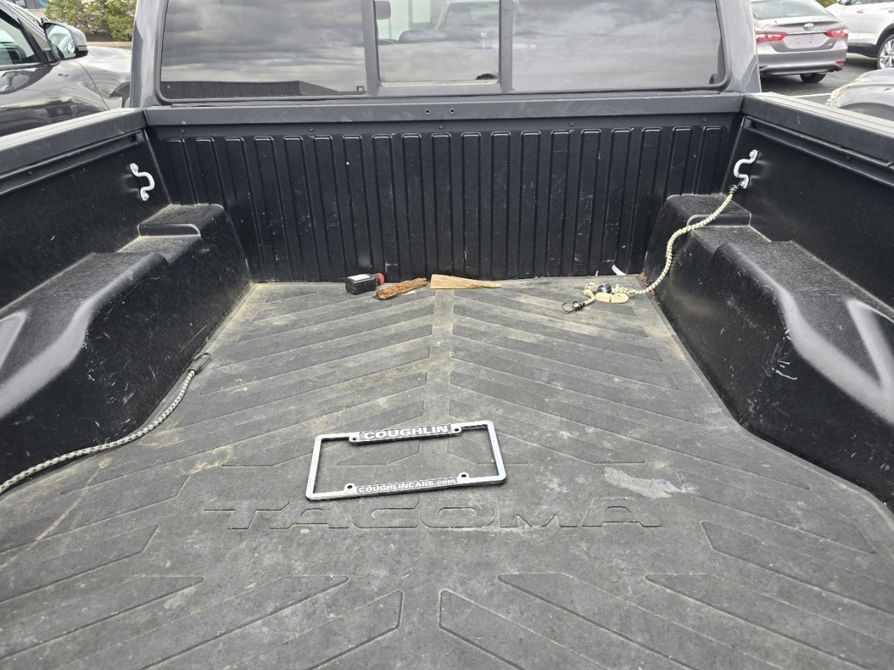 Used 2021 Toyota Tacoma SR image 9