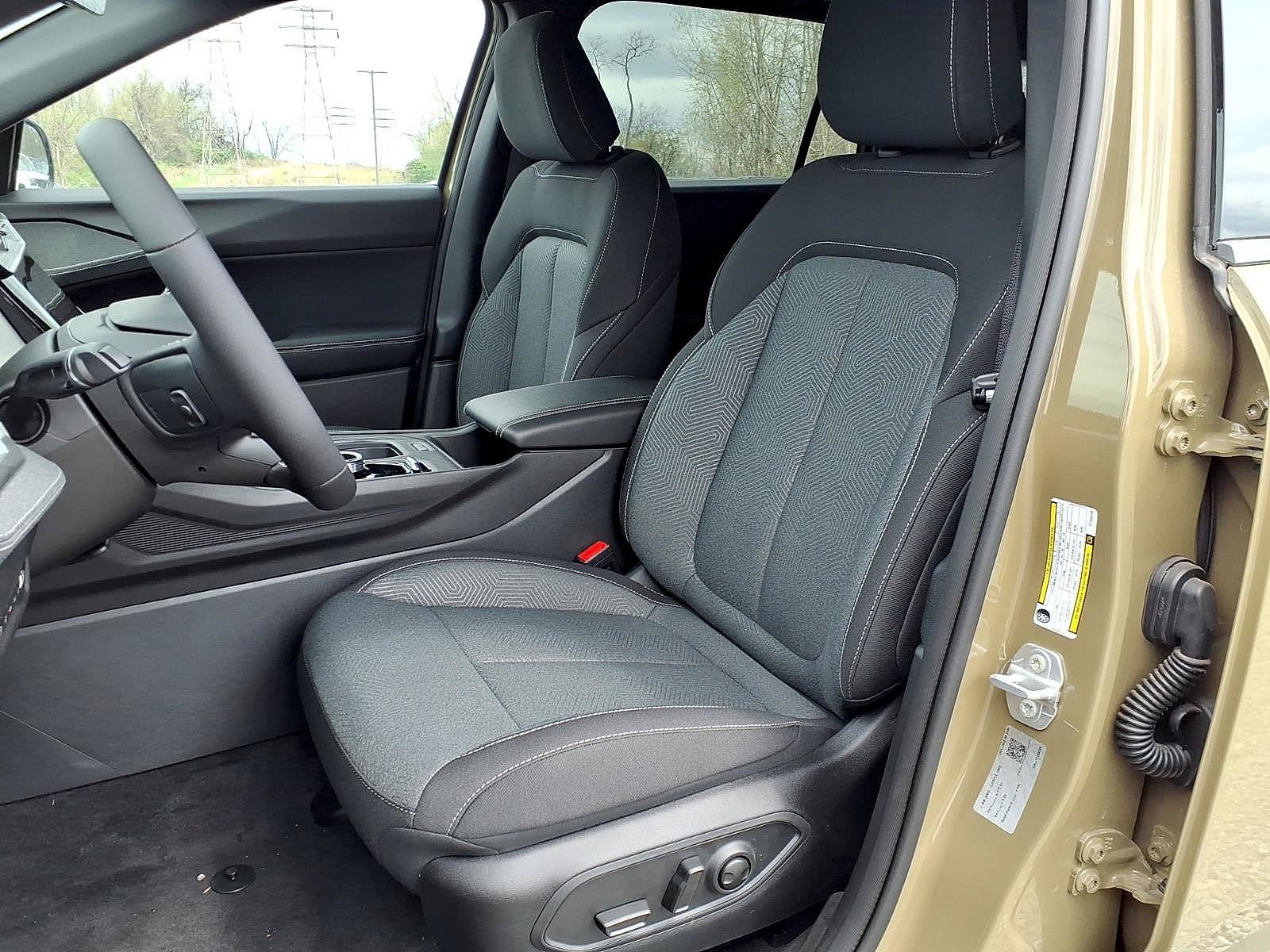 New 2026 Jeep Cherokee Laredo AWD/4WD image 7