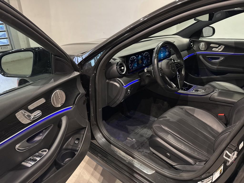Used 2022 Mercedes-Benz E 350 Sedan image 9