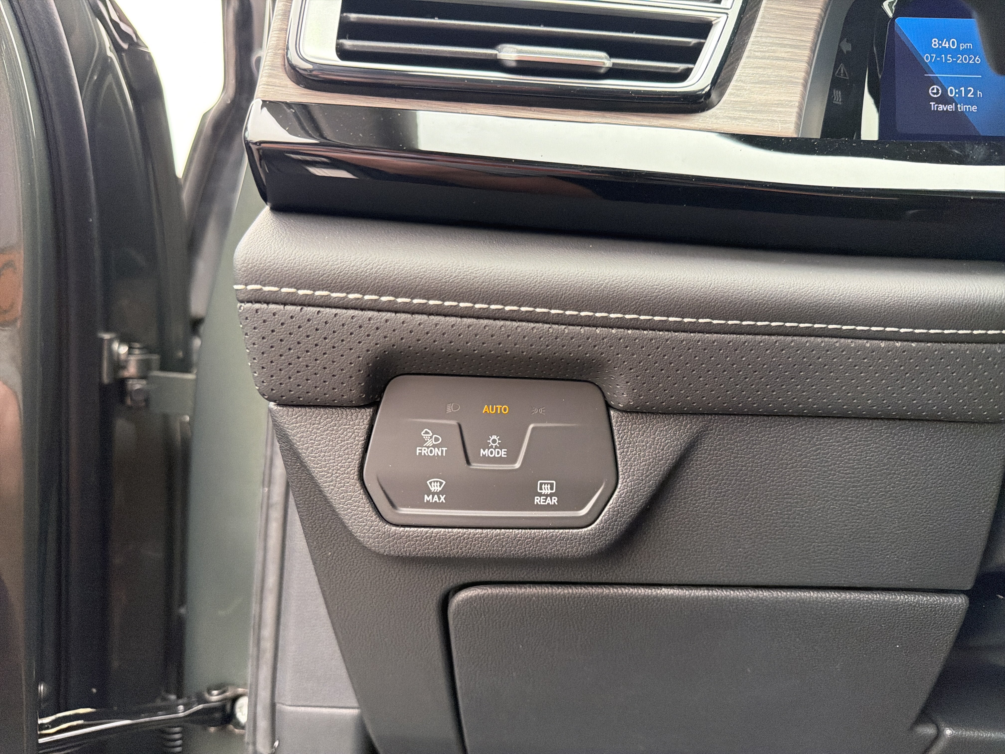 New 2026 Volkswagen Atlas SEL AWD/4WD image 15