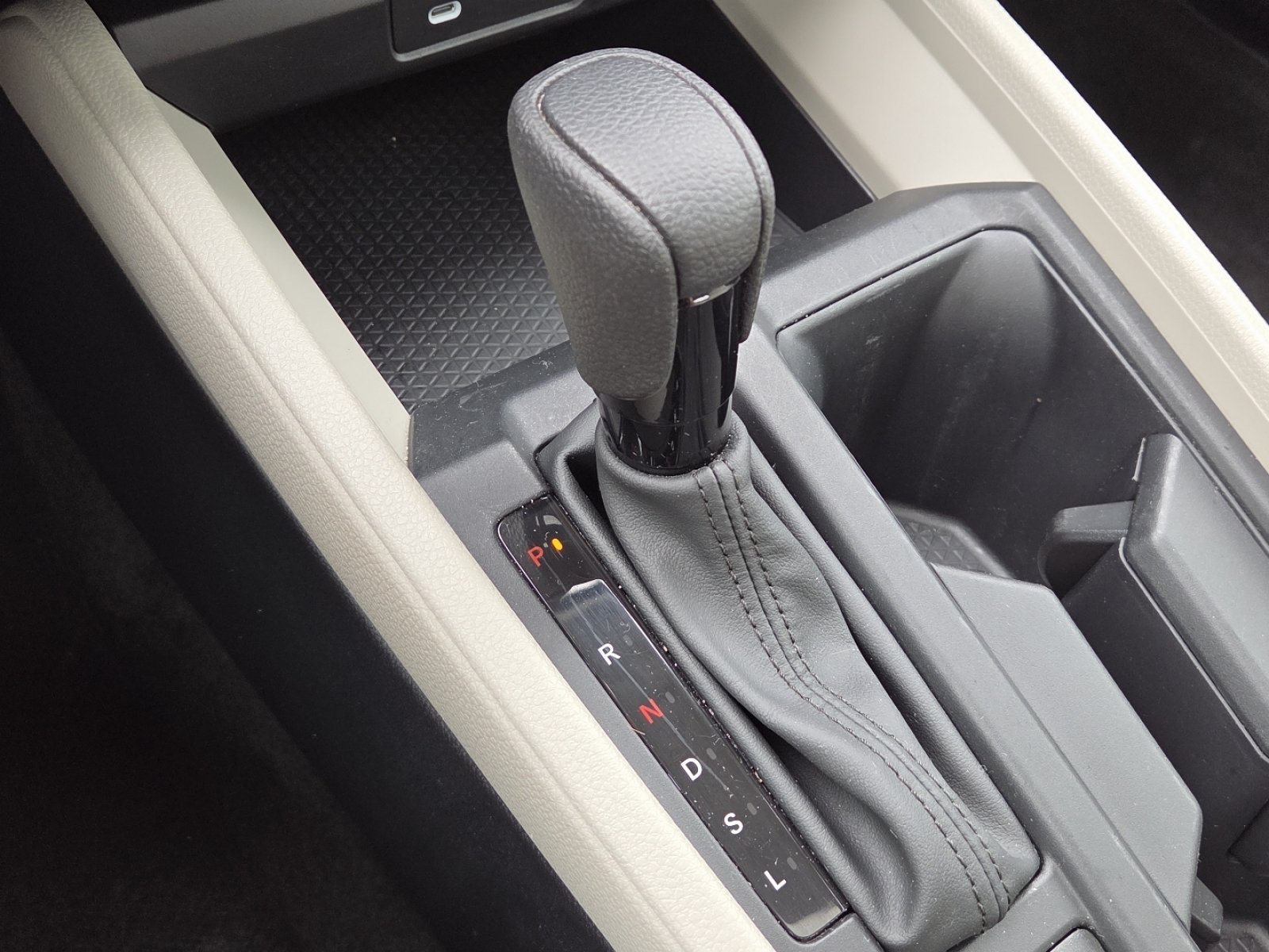 Used 2024 Honda Accord EX image 31