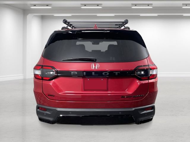 New 2026 Honda Pilot Black Edition image 4