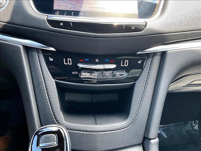 Certified 2024 Cadillac XT5 Premium Luxury w/ Technology Package FWD image 24