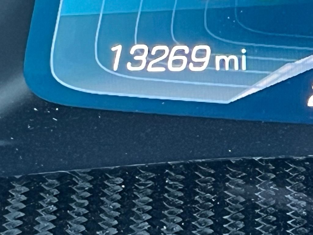 Used 2023 Chevrolet Corvette Stingray Premium Conv w/ Z51 Performance Package image 21