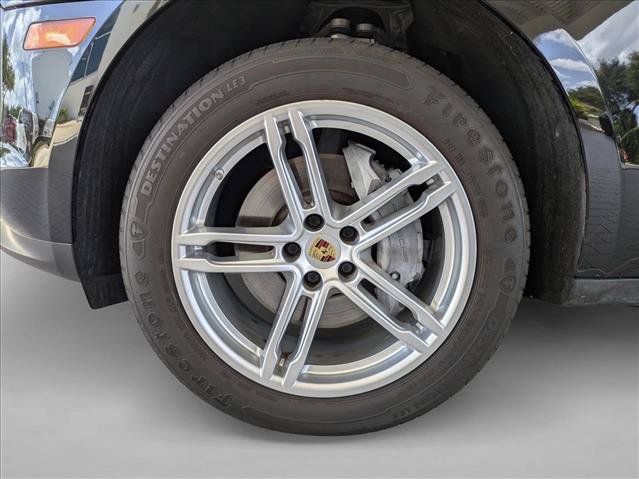 Used 2021 Porsche Macan AWD/4WD image 23
