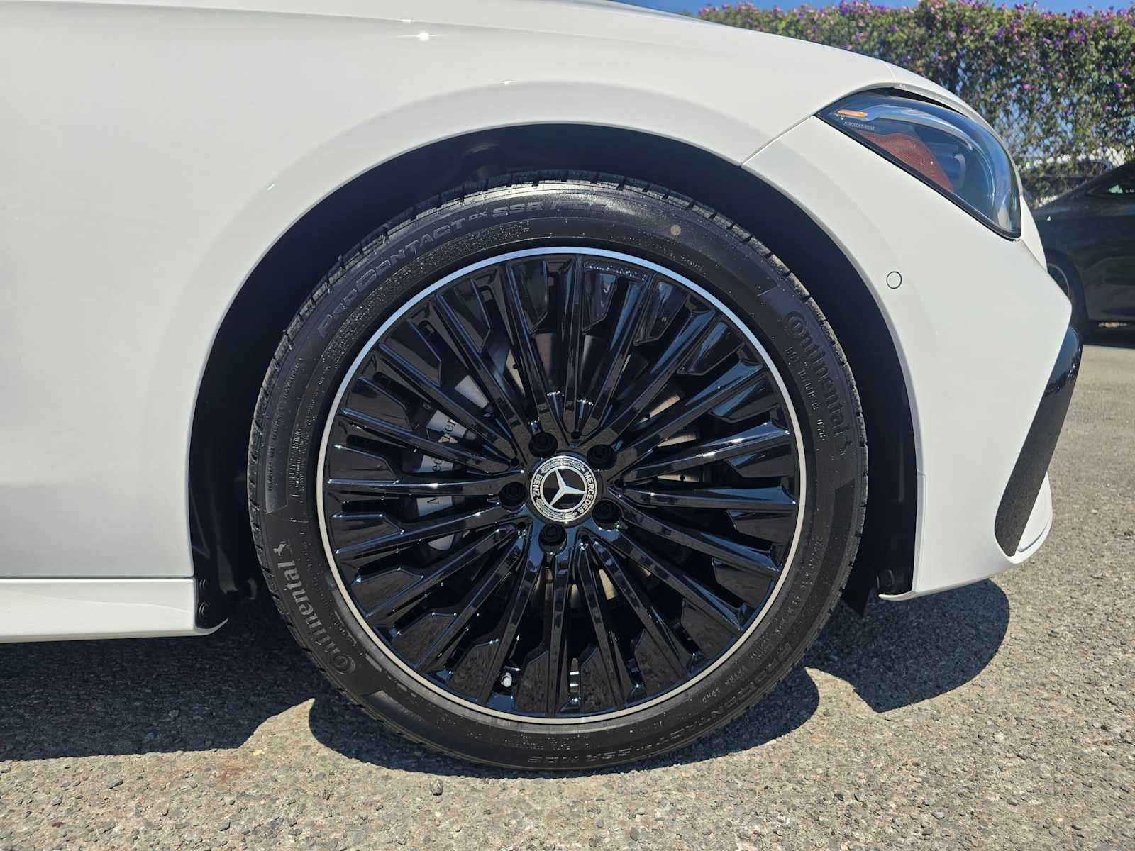 New 2026 Mercedes-Benz CLE 300 4MATIC Coupe image 9