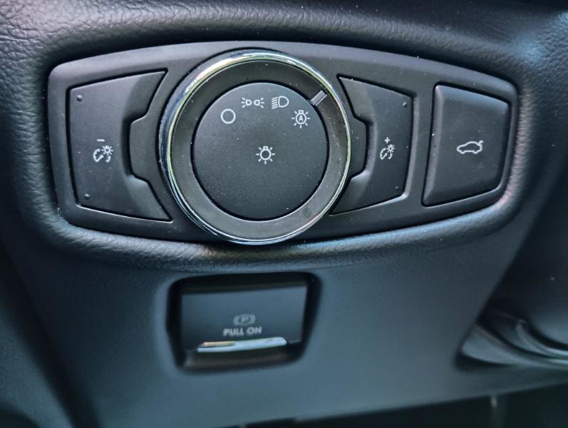 Used 2017 Lincoln MKZ Premiere image 13