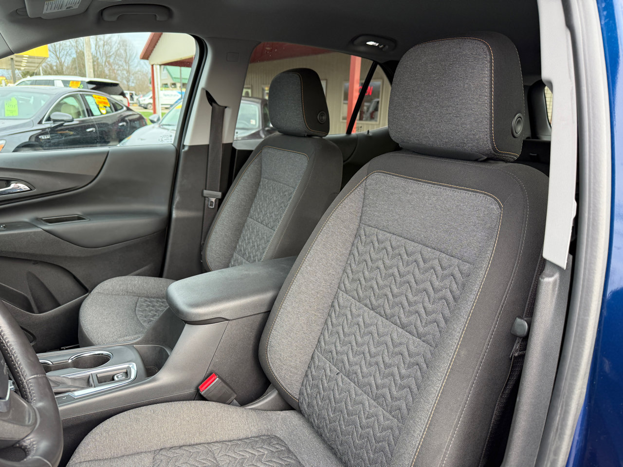 Used 2022 Chevrolet Equinox LT image 11