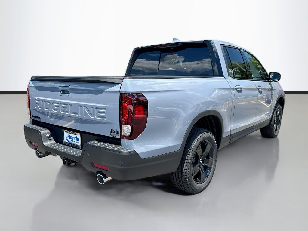 New 2026 Honda Ridgeline Black Edition image 4