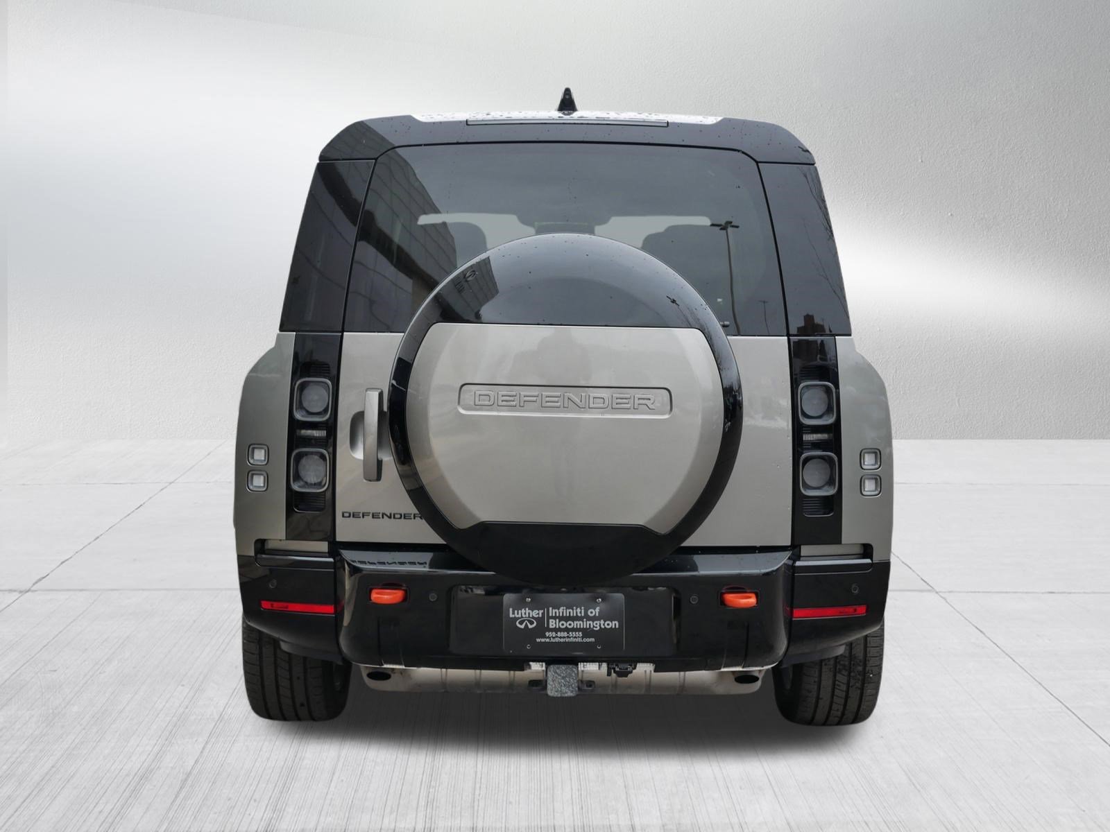 Used 2024 Land Rover Defender 130 X image 6