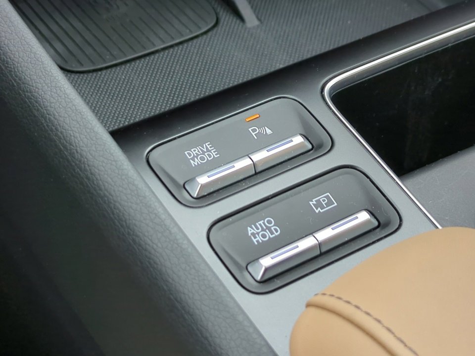 Certified 2025 Hyundai Sonata Limited FWD image 30