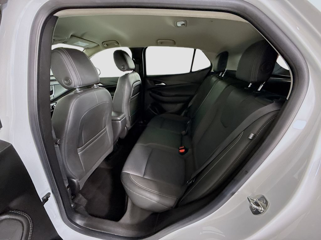 Used 2023 Buick Encore GX Preferred w/ Cold Weather Comfort Package FWD image 21