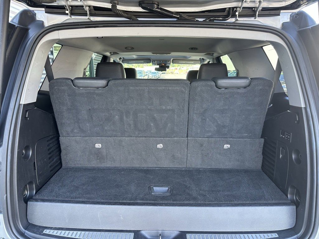 Used 2020 Cadillac Escalade Luxury image 5