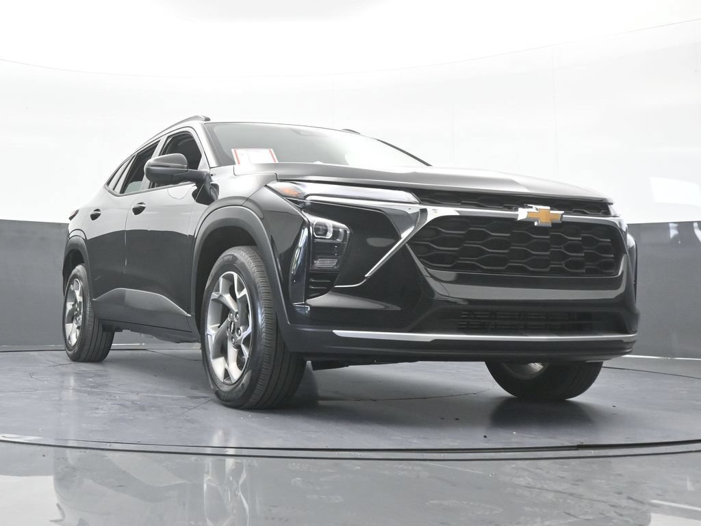 Used 2026 Chevrolet Trax LT FWD image 59