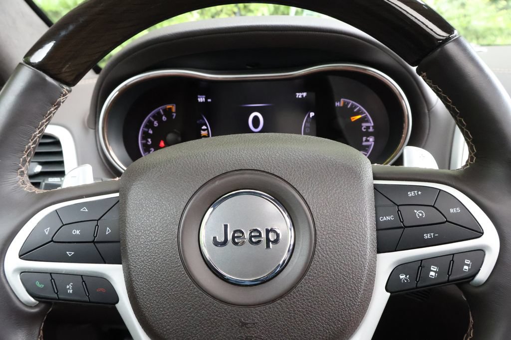 Used 2018 Jeep Grand Cherokee Summit w/ Platinum Series Group AWD/4WD image 29