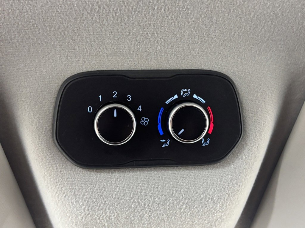 Used 2020 Ford Transit 350 XLT image 31