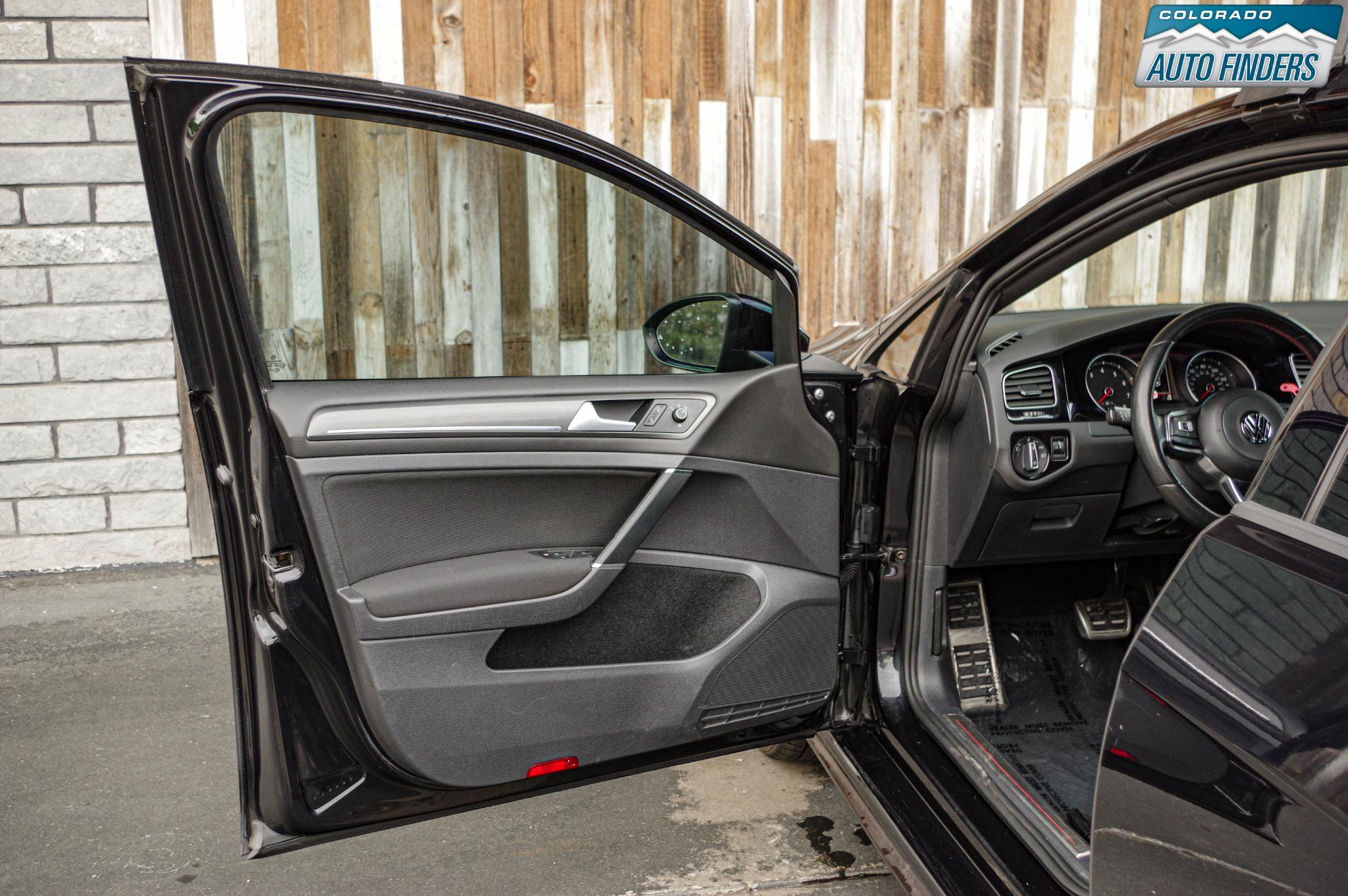 Used 2019 Volkswagen GTI Rabbit Edition FWD image 10