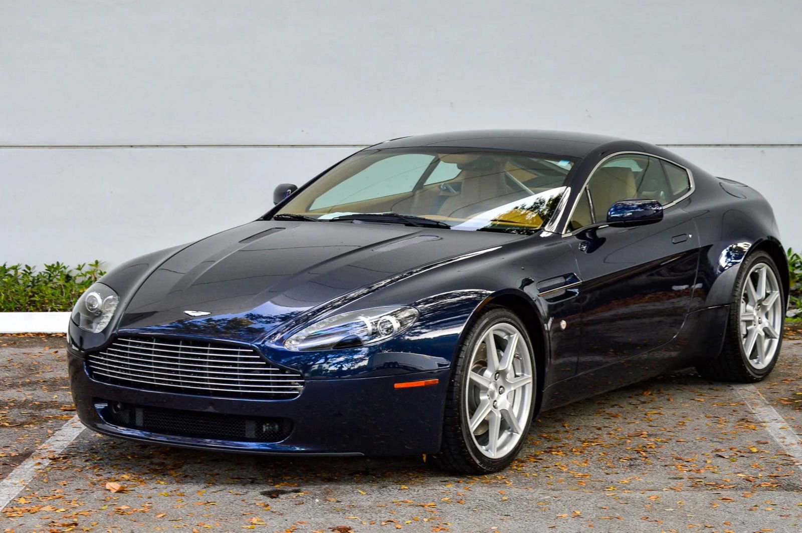 Used 2008 Aston Martin V8 Vantage Coupe image 5